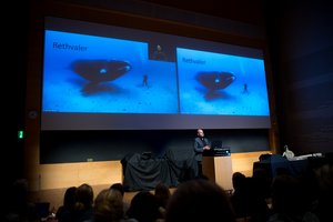 Fra foredraget 'Ny teknik afslører hvalernes skulte liv' den 1. november 2016. Foto: Casper Tybjerg